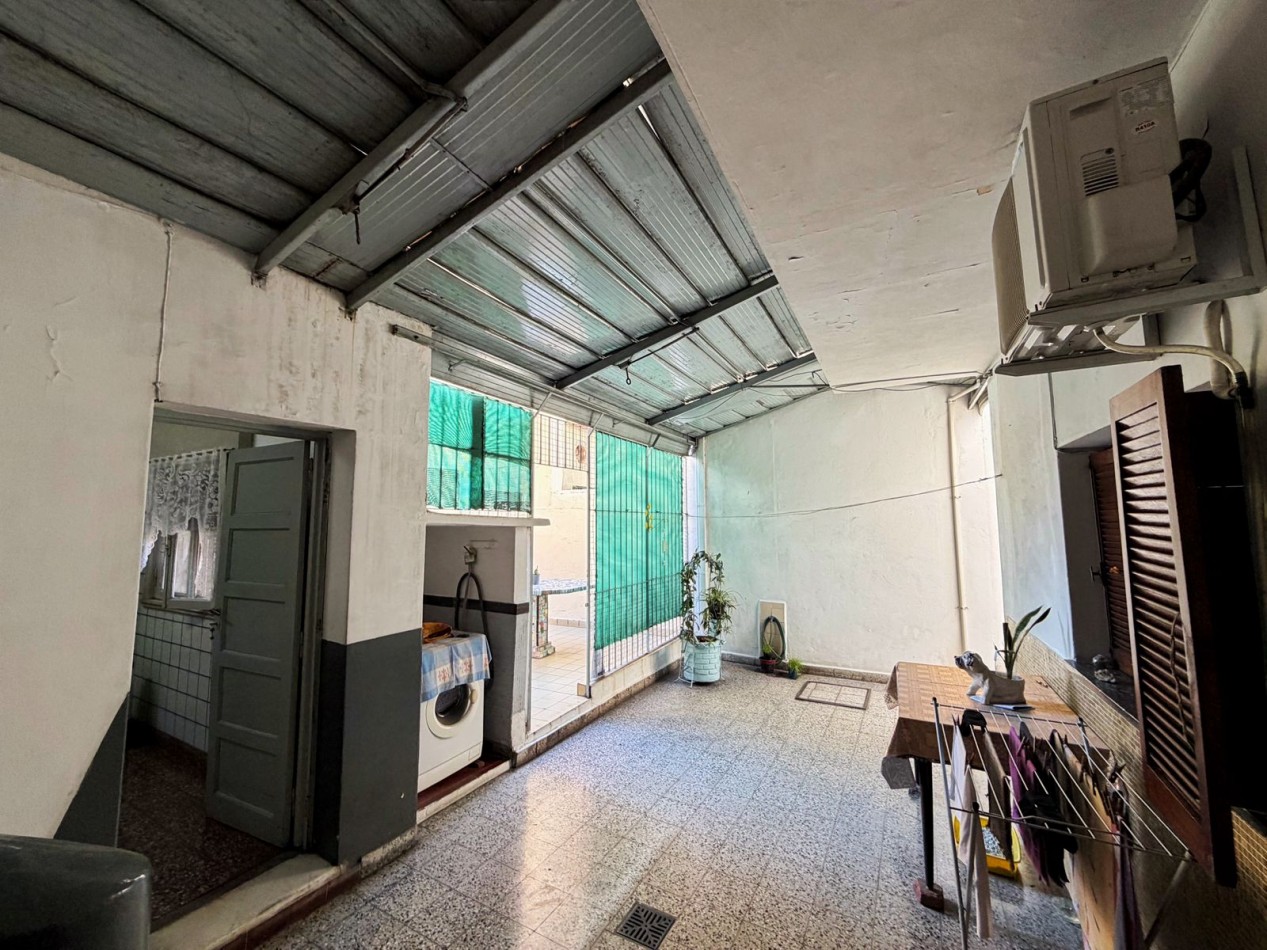Venta casa 4 ambientes - Lote propio - Multifamiliar 