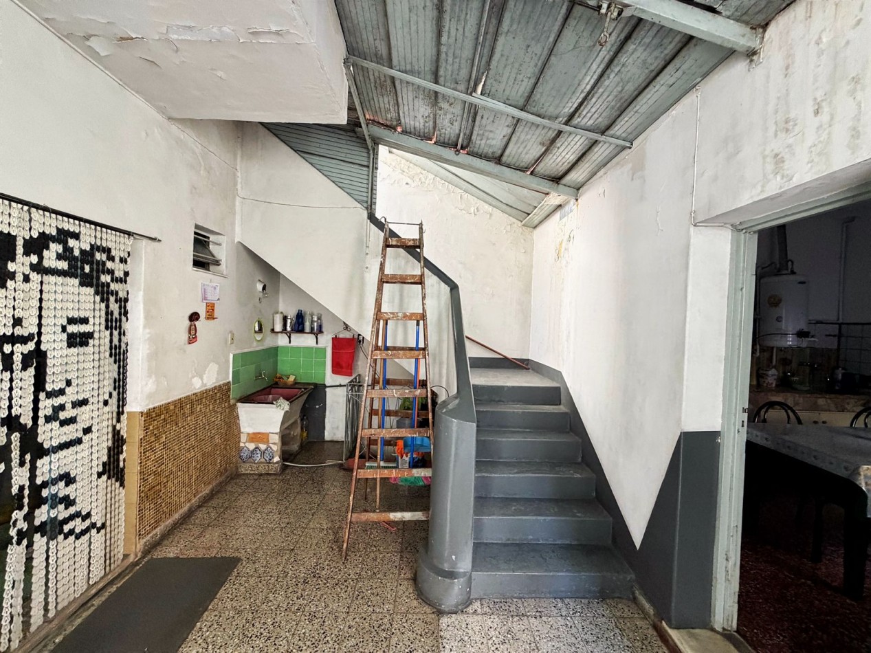 Venta casa 4 ambientes - Lote propio - Multifamiliar 
