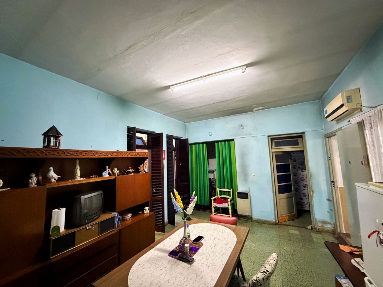 Venta casa 4 ambientes - Lote propio - Multifamiliar 