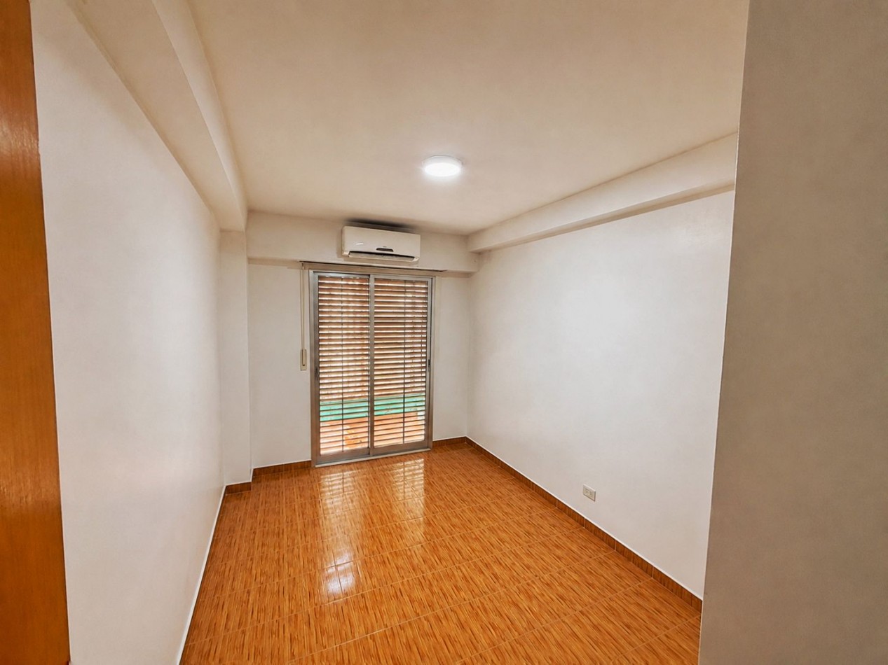 Venta Departamento 4 Ambientes - Balcon Al Frente