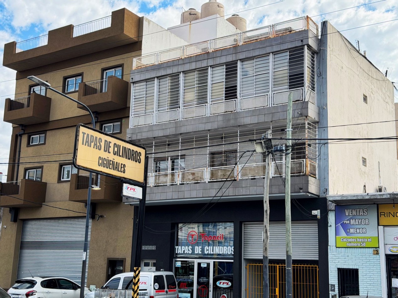 Venta Departamento 4 Ambientes - Balcon Al Frente