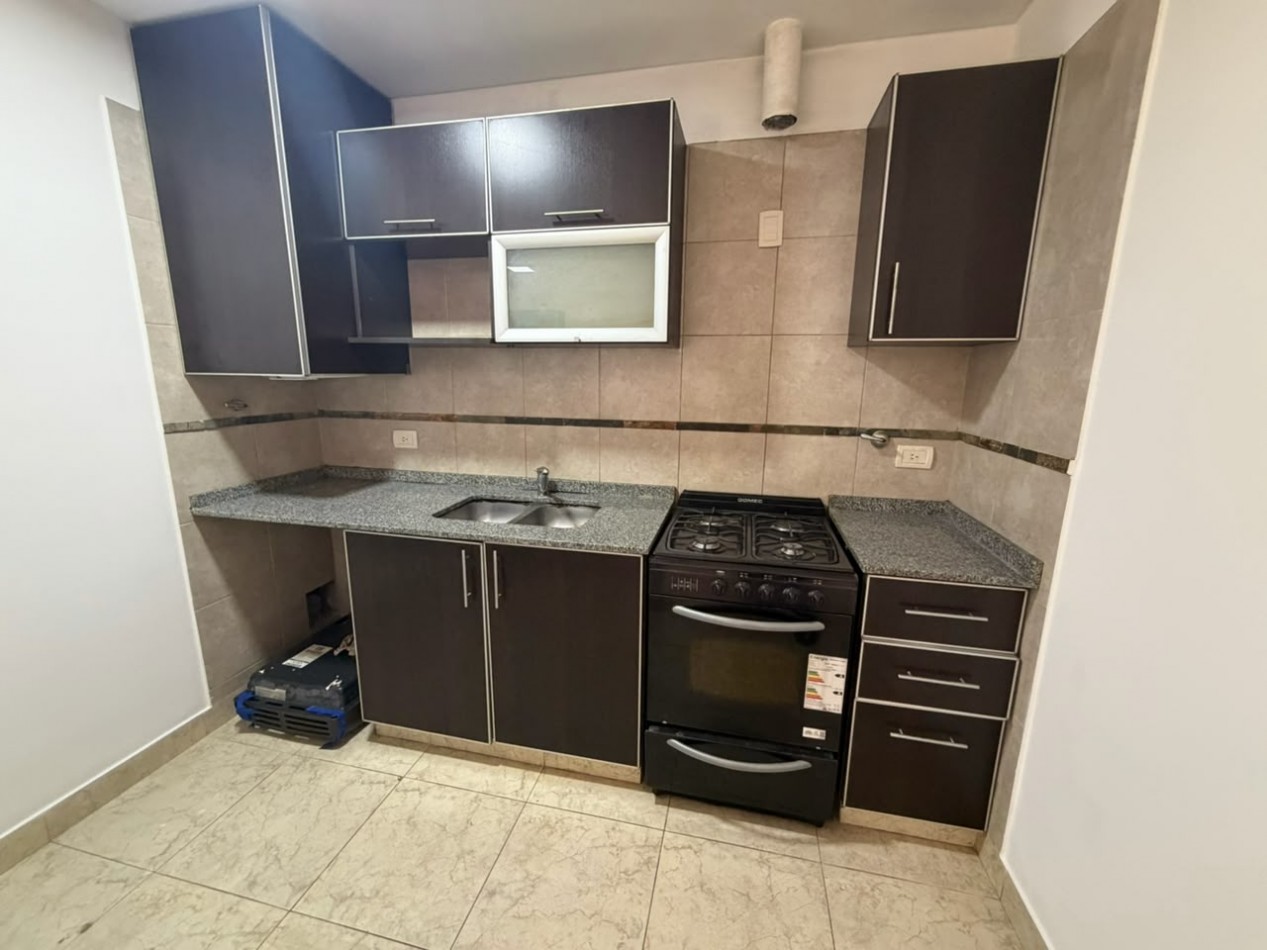 Departamento 2 amb P.B. C/ PATIO. Bajas exp.