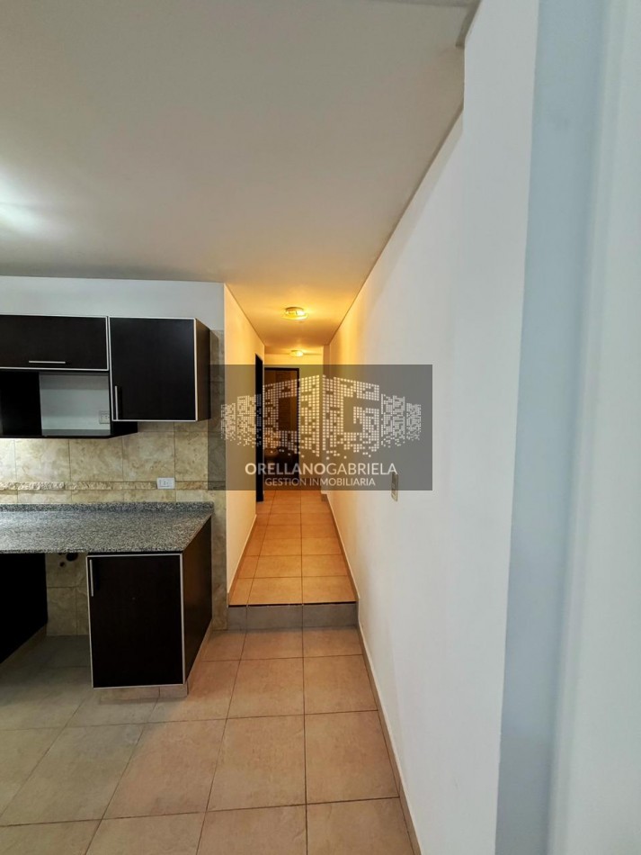 VENDE DEPTO 3 AMBIENTES PB AL FRENTE CON PATIO