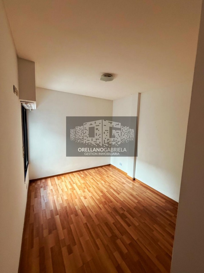 VENDE DEPTO 3 AMBIENTES PB AL FRENTE CON PATIO