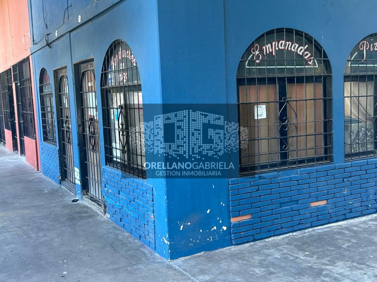 VENTA DOBLE LOCAL COMERCIAL EN BARRIO GRAL. SAVIO