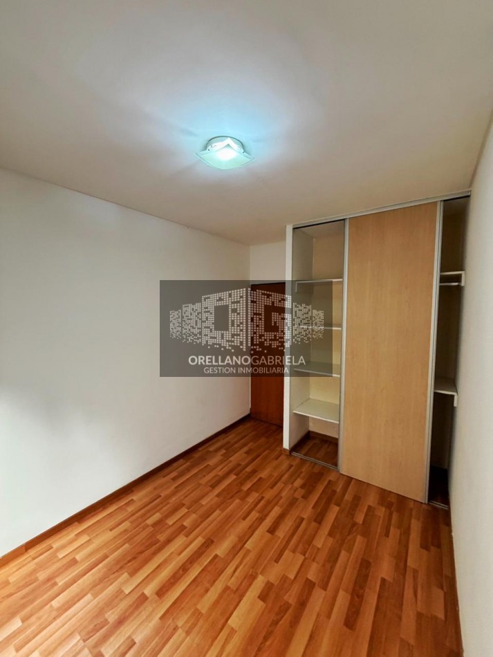 VENDE DEPTO 3 AMBIENTES PB AL FRENTE CON PATIO